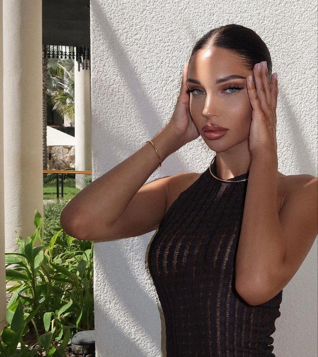 Марианна привлекальеная девушка из Мелитополя цена от 4000 руб