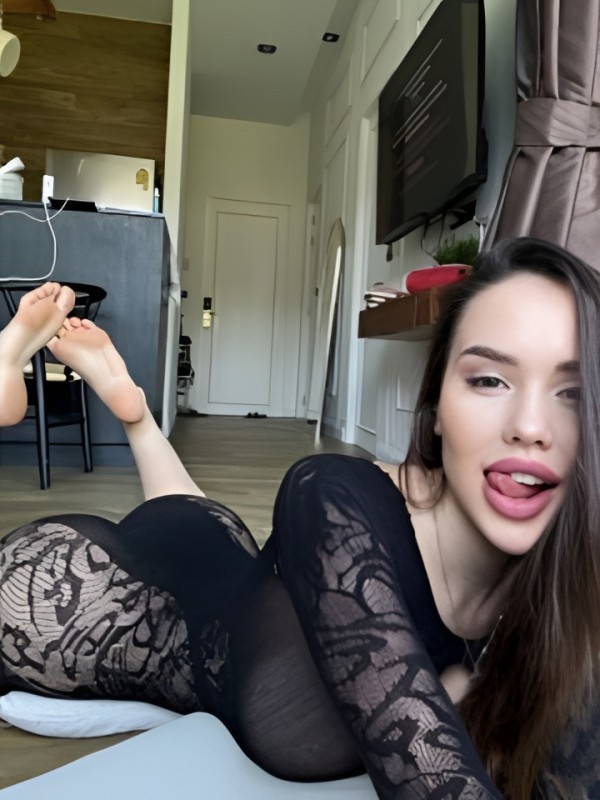 Римма привлекательная девушка из Мелитополя цена от 3000 руб