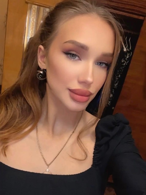 Машка привлекательная девушка из Мелитополя цена от 3000 руб