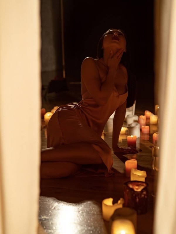 Тоня привлекательная девушка из Мелитополя цена от 7000 руб