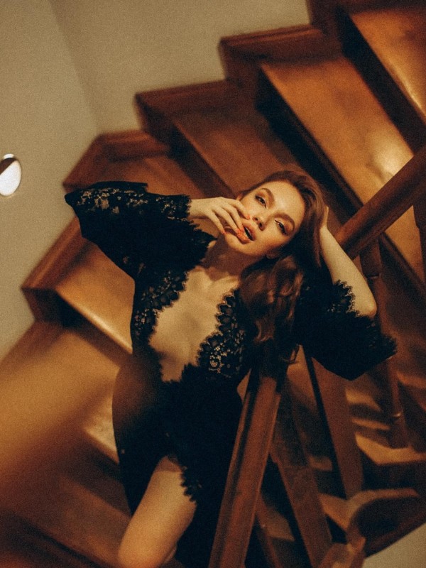 Алина привлекательная девушка из Мелитополя цена от 4000 руб